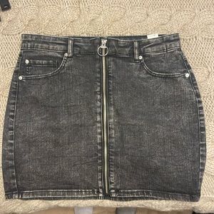 Garage. Black Jean skirt. Size medium. Super cute